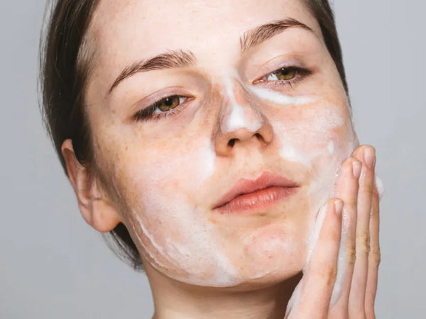 3 ways to fight the effects of pollution on skin